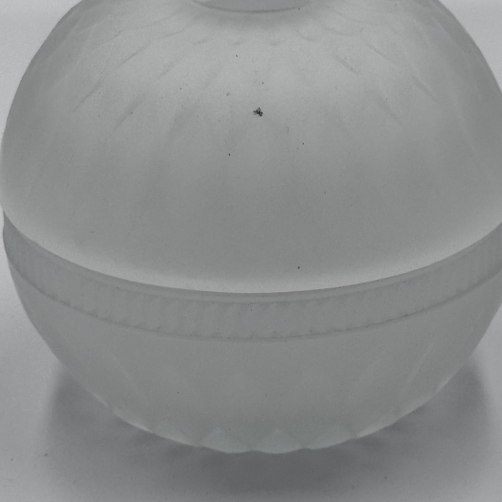 Indiana Glass Mt Vernon Lampe-Chandelle Frosted White Glass Candle Fairy Lamp - Picture 6 of 13